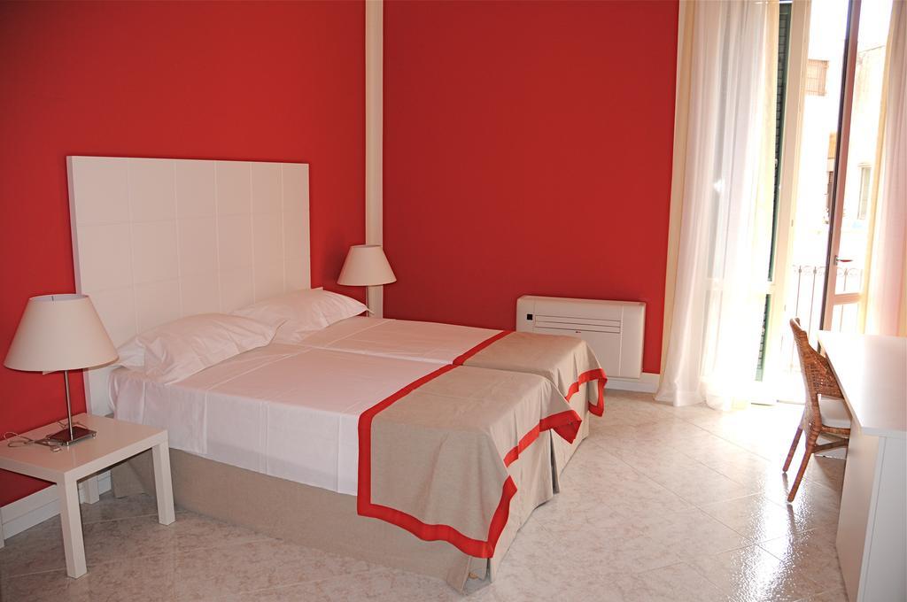 Albachiara Suite Rooms - City Center Trapani Pokój zdjęcie